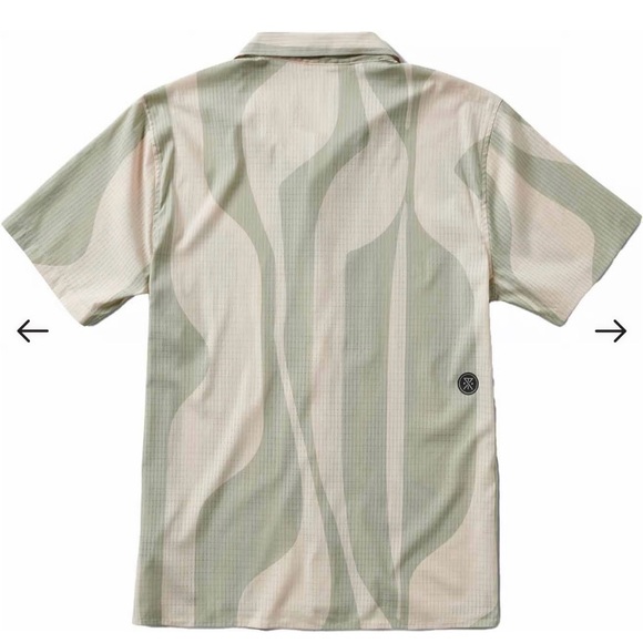Roark Run Amok Bless Up Short Sleeve Trail Shirt Top in Olive - Picture 3 of 11